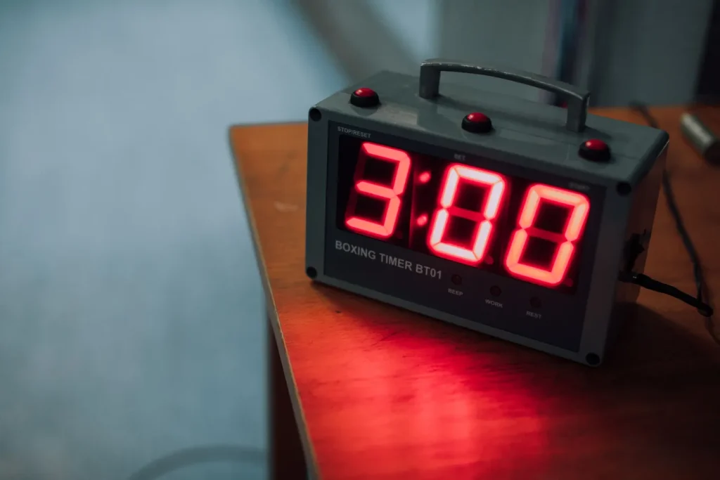 Digital timer used to illustrate the pace of rapid game rounds